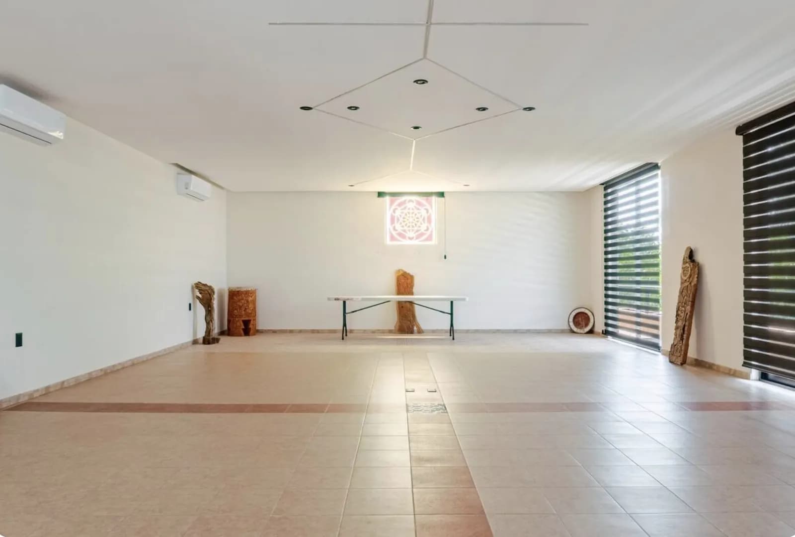 Interiores & Descanso 19